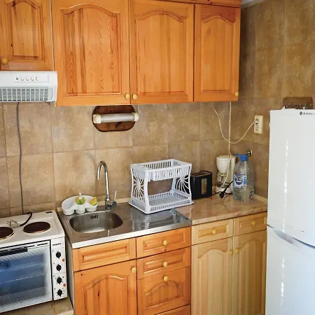 Two-bedroom Holiday In Krapets